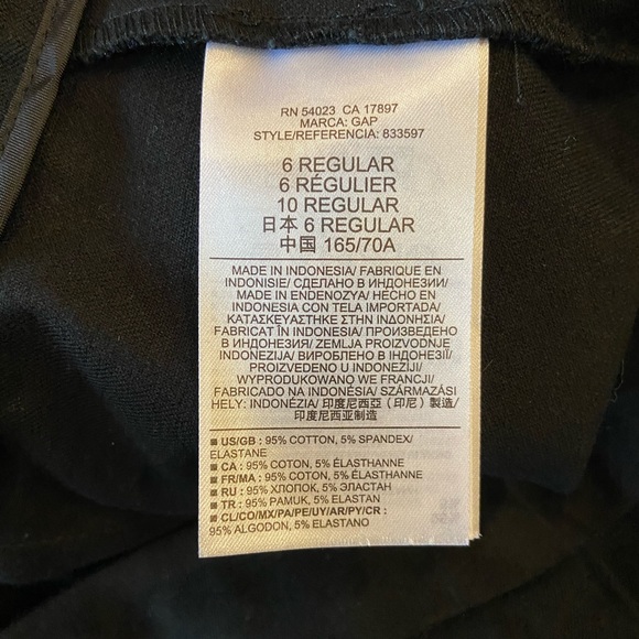 GAP Bi-Stretch Cotton Pencil Skirt - Picture 5 of 5